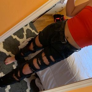 American eagle distressed tomgirl jean